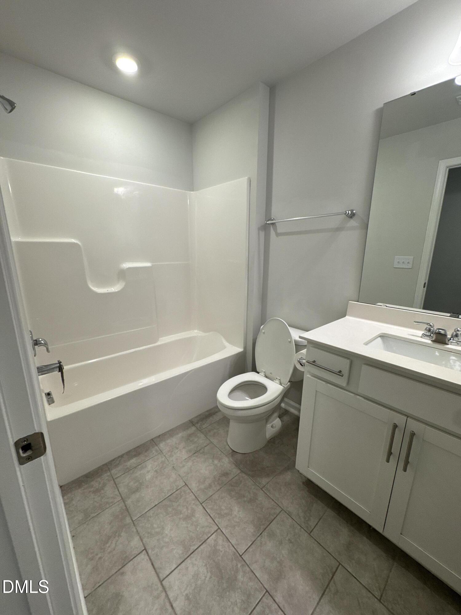 103 Yellow Iris Drive Raleigh, NC 27610 - Photo 11 of 15 IMG_1593