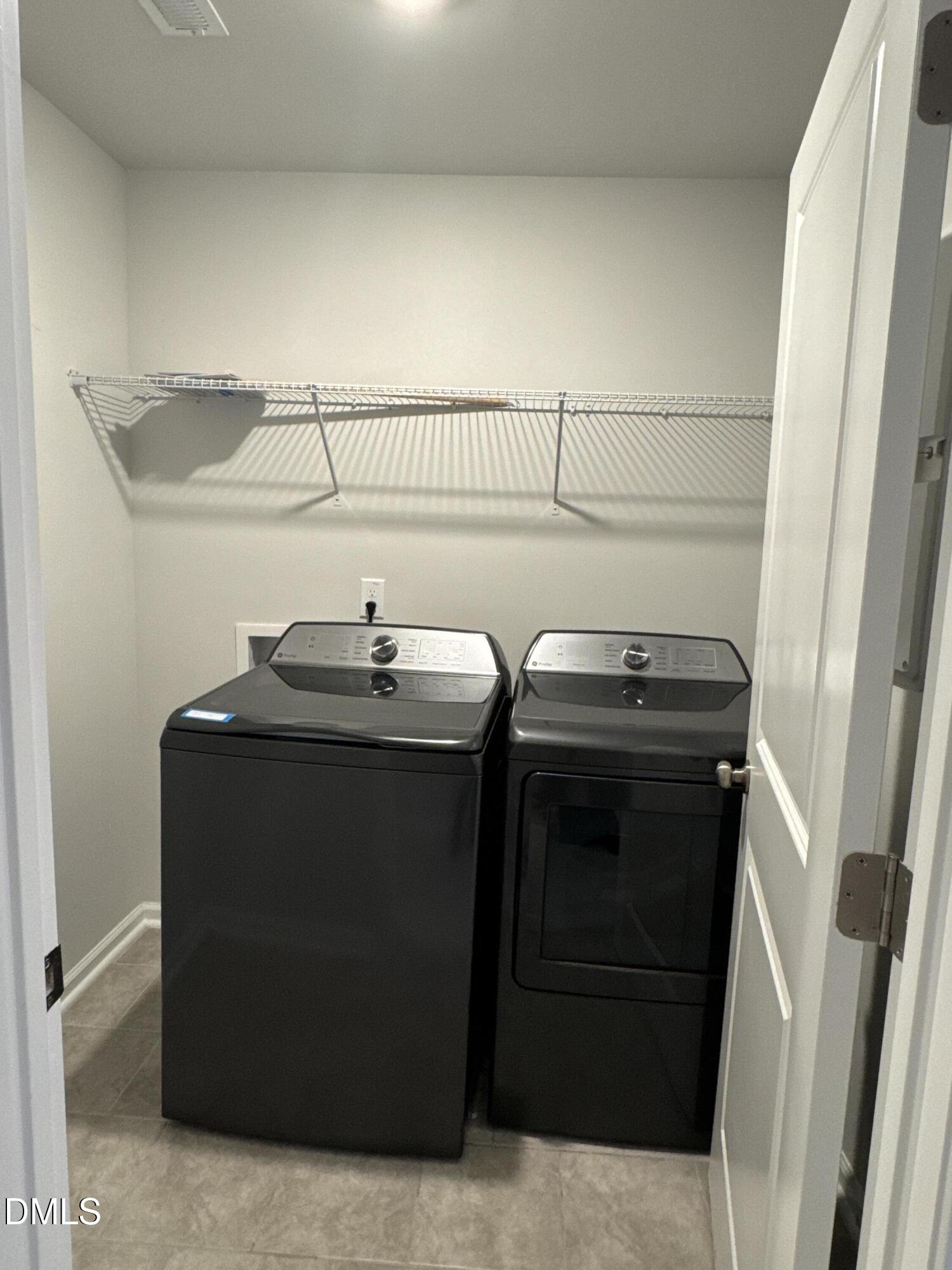 103 Yellow Iris Drive Raleigh, NC 27610 - Photo 3 of 15 IMG_1592