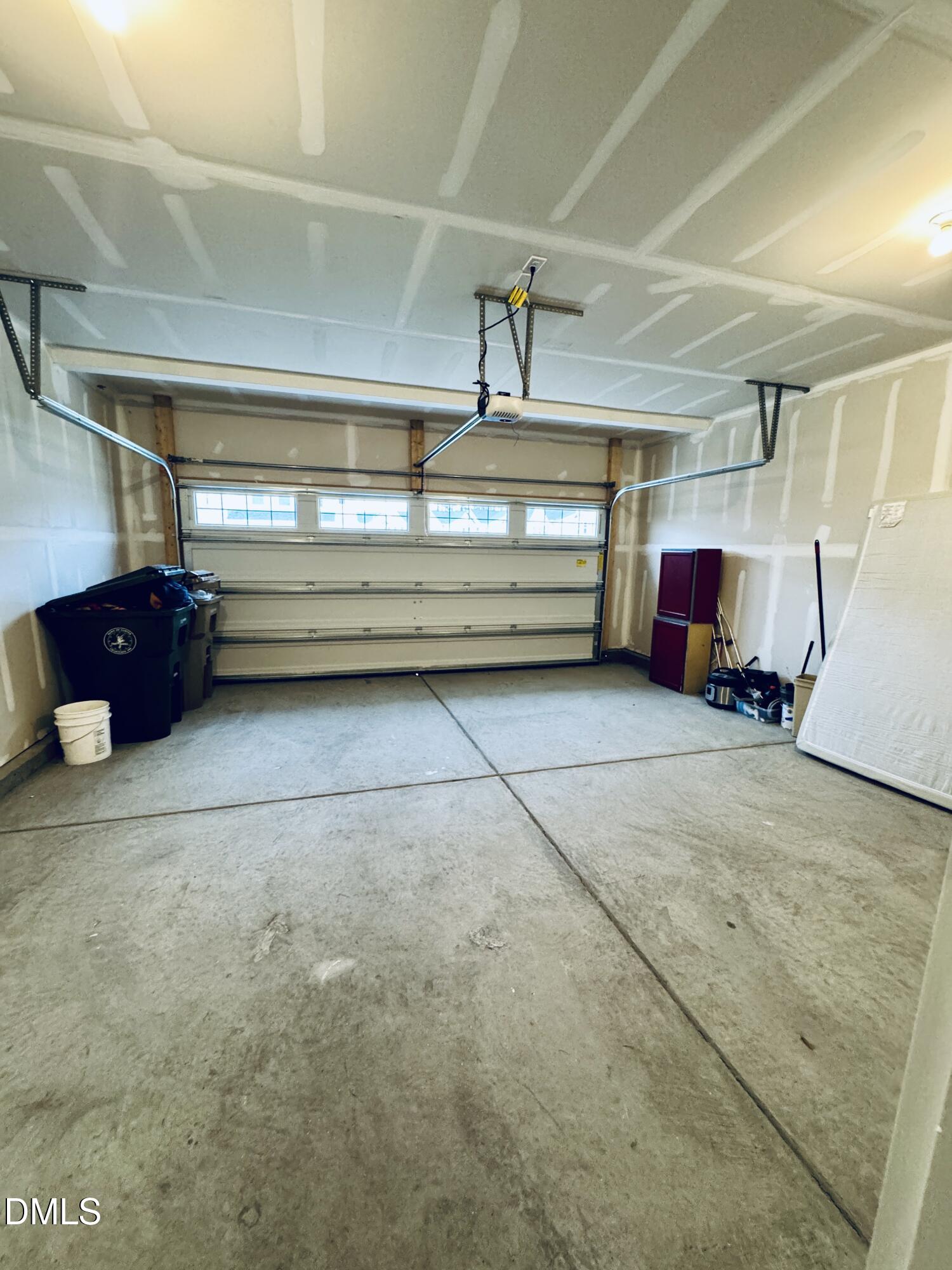 103 Yellow Iris Drive Raleigh, NC 27610 - Photo 5 of 15 IMG_1639 (1)