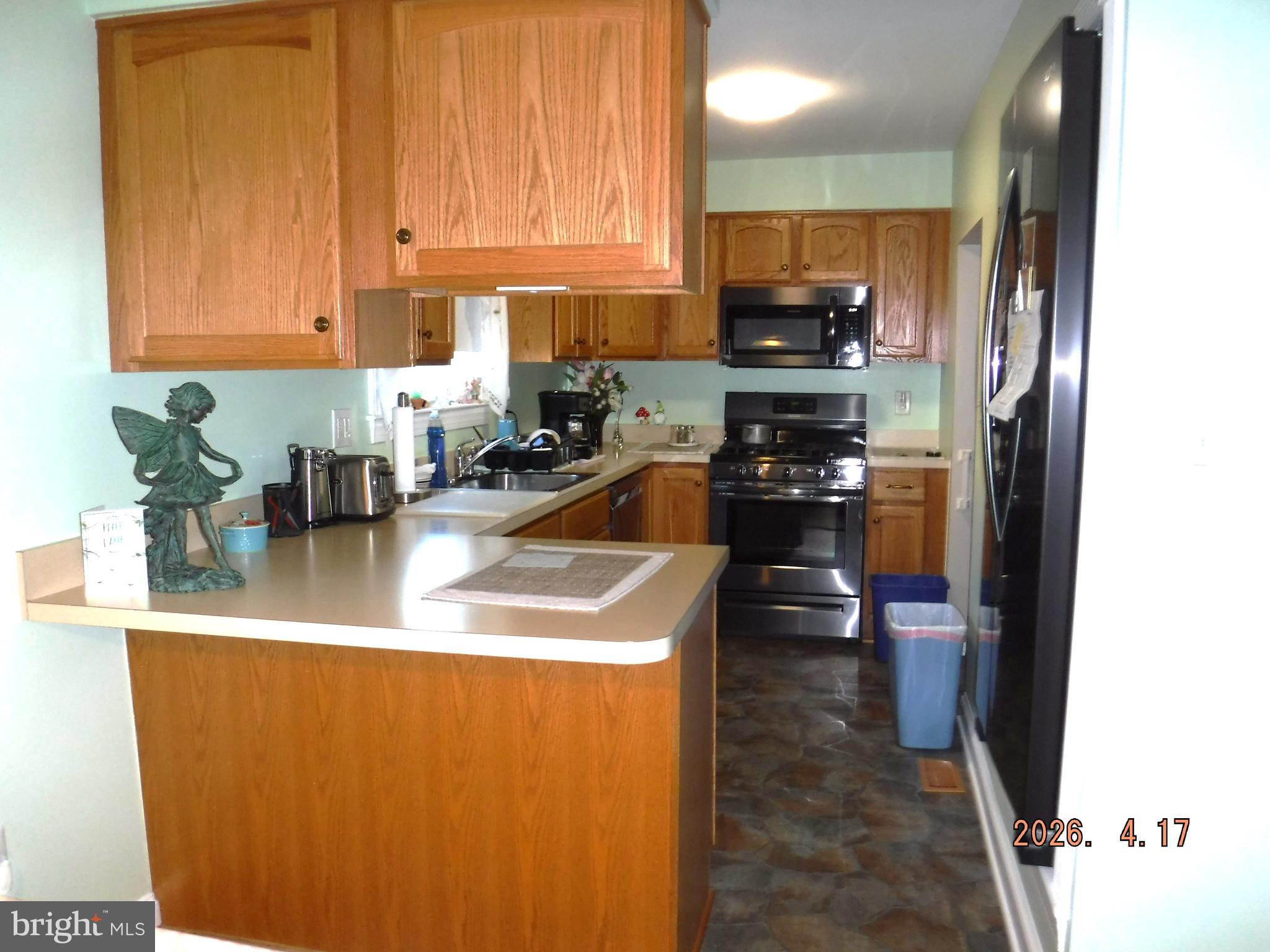 16 Crafton Road Essex, MD 21221 - Photo 16 of 57 Kitchen