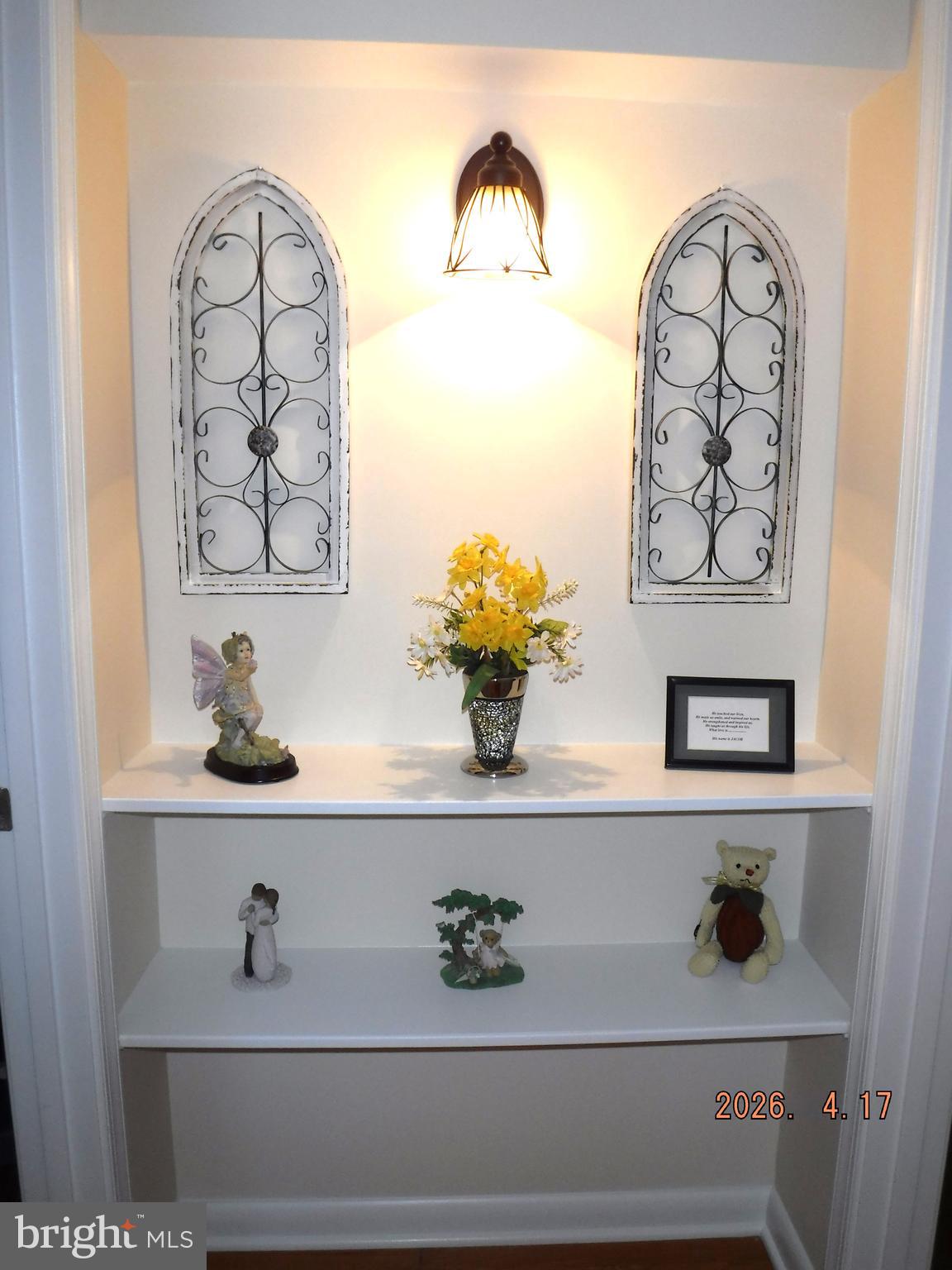 16 Crafton Road Essex, MD 21221 - Photo 21 of 57 Hall way upstairs