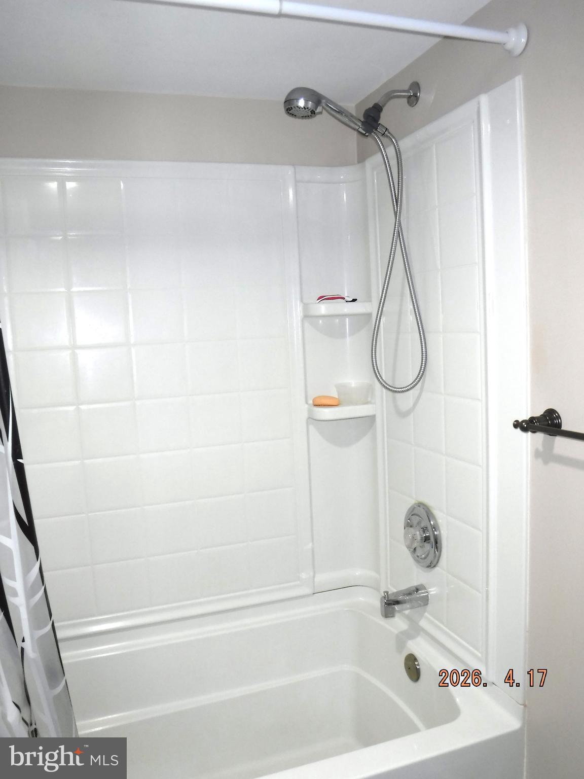 16 Crafton Road Essex, MD 21221 - Photo 24 of 57 2nd level tub/shower