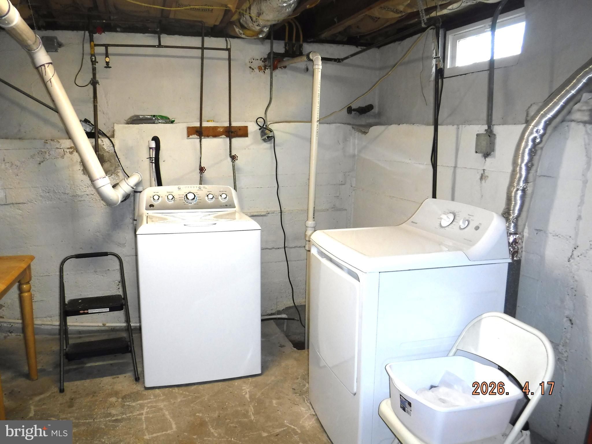 16 Crafton Road Essex, MD 21221 - Photo 31 of 57 Laundry area