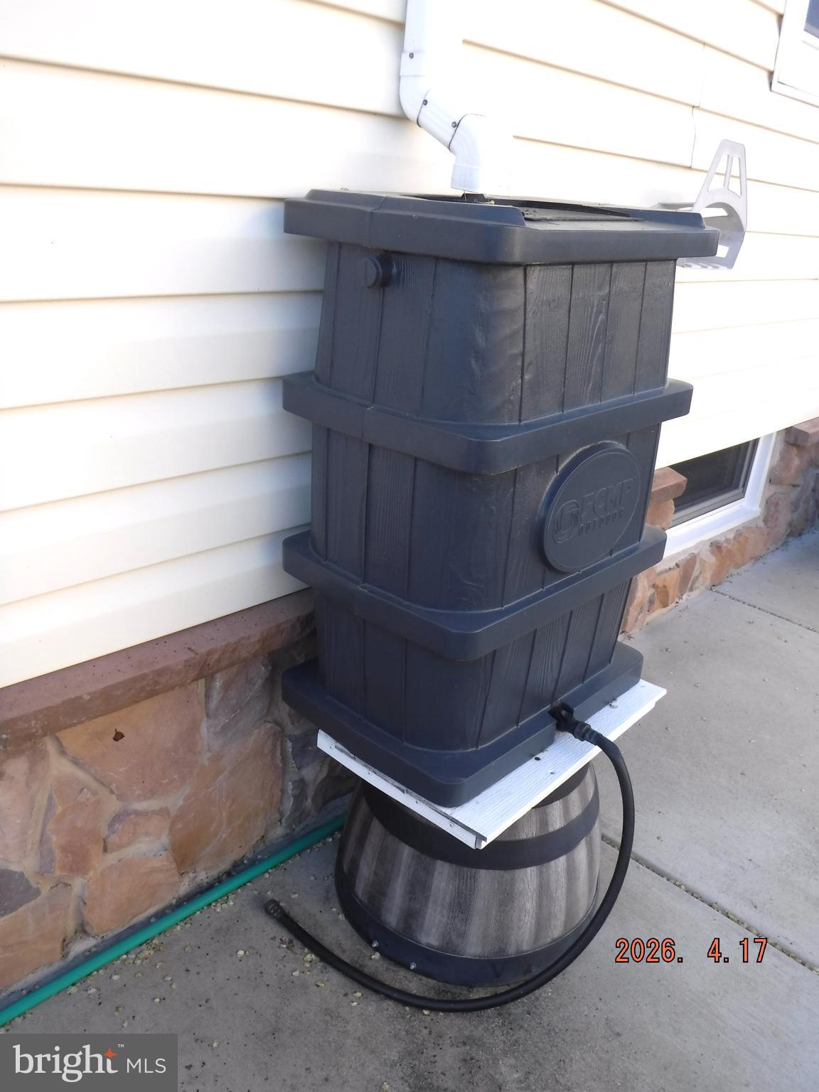 16 Crafton Road Essex, MD 21221 - Photo 42 of 57 Rain water reserve