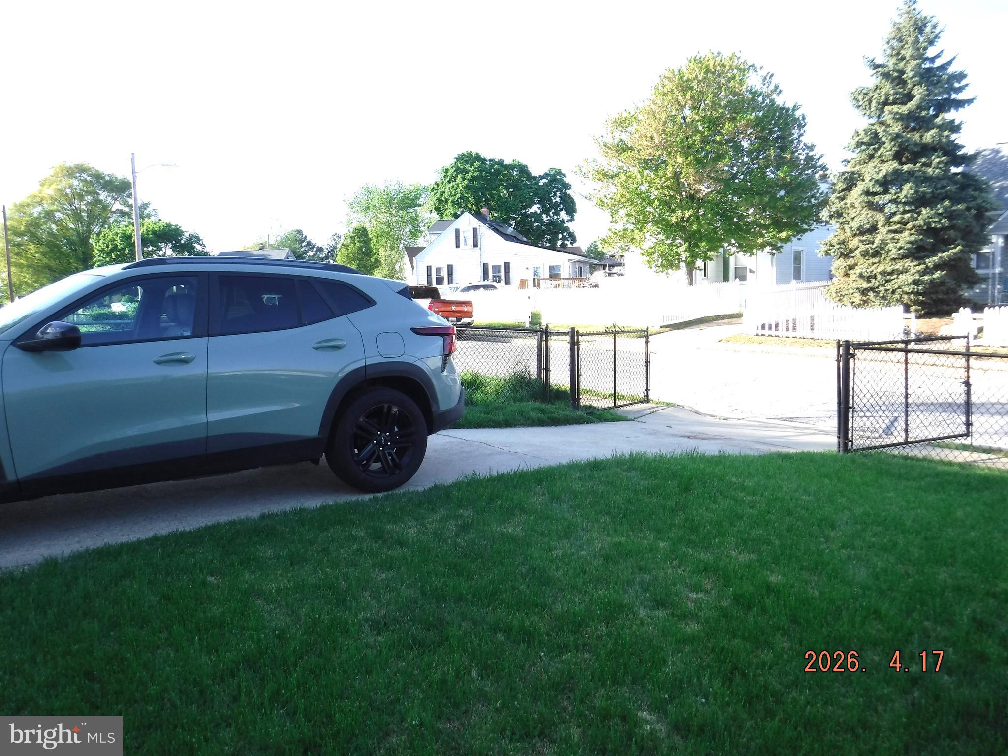 16 Crafton Road Essex, MD 21221 - Photo 52 of 57 Driveway gates