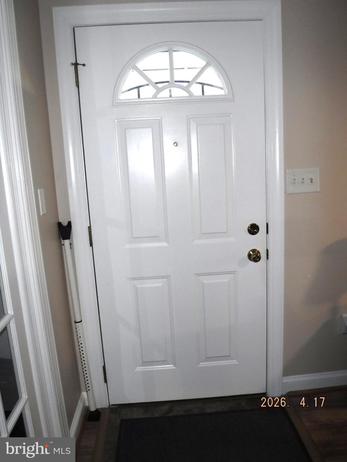 16 Crafton Road Essex, MD 21221 - Photo 6 of 57 Front door