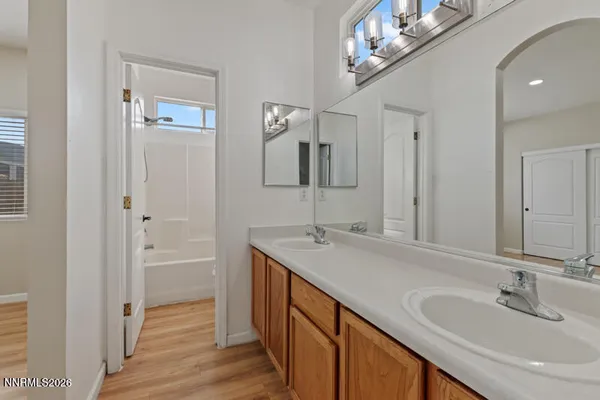 $2,300 | 9435 Stoney Creek Way, Reno, NV 89506