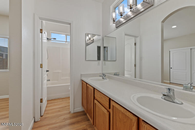 9435 Stoney Creek Way Reno, NV 89506 - Photo 11 of 18 9435 Stoney Creek Way (11 of 18)