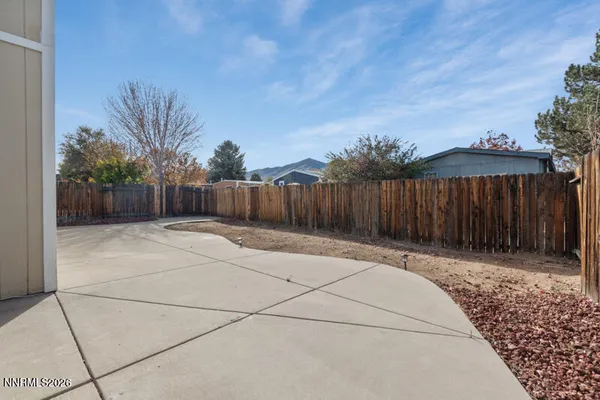 $2,300 | 9435 Stoney Creek Way, Reno, NV 89506