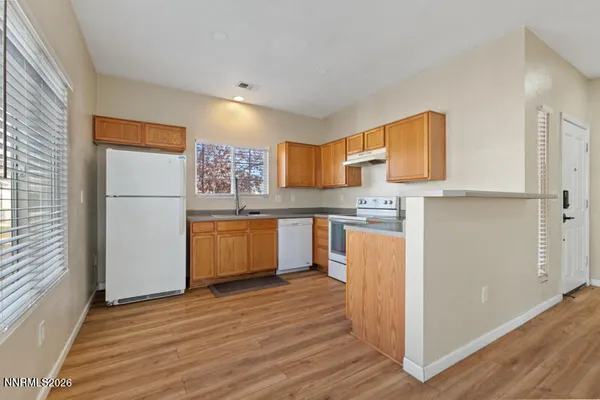 $2,300 | 9435 Stoney Creek Way, Reno, NV 89506