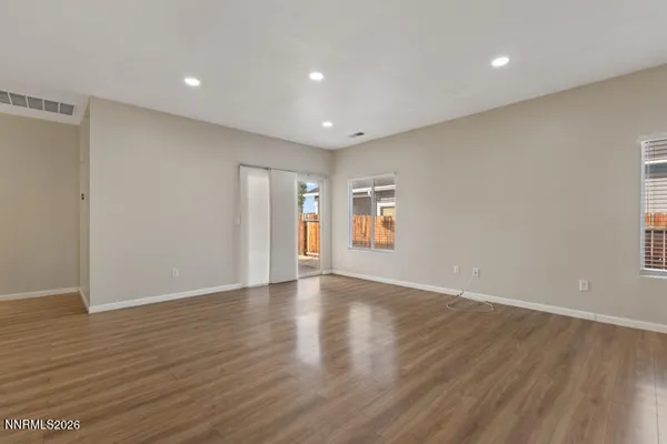 $2,300 | 9435 Stoney Creek Way, Reno, NV 89506