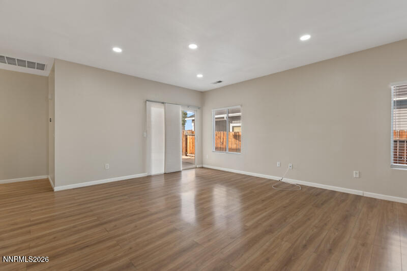 9435 Stoney Creek Way Reno, NV 89506 - Photo 7 of 18 9435 Stoney Creek Way (7 of 18)