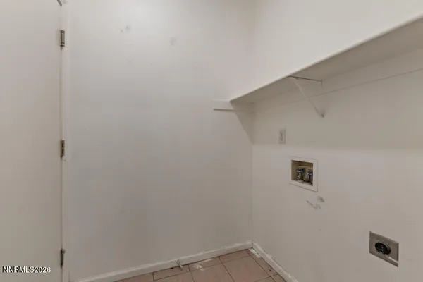 $2,300 | 9435 Stoney Creek Way, Reno, NV 89506