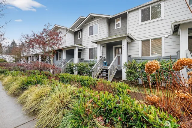 $920,000 | 10901 124th Avenue Northeast, Unit 24, Kirkland, WA 98033
