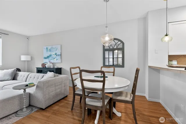 $920,000 | 10901 124th Avenue Northeast, Unit 24, Kirkland, WA 98033