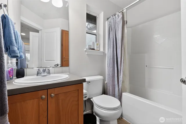 $920,000 | 10901 124th Avenue Northeast, Unit 24, Kirkland, WA 98033