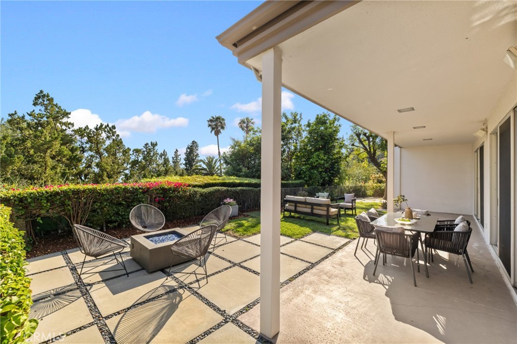 598 Camillo Road Sierra Madre, CA 91024 - Photo 61 of 75 a view of a patio with a dining table and chairs
