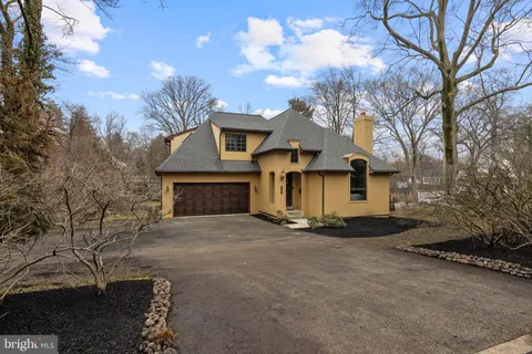 $1,015,000 | 525 Swarthmore Avenue, Swarthmore, PA 19081