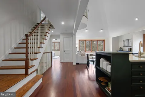 $1,015,000 | 525 Swarthmore Avenue, Swarthmore, PA 19081