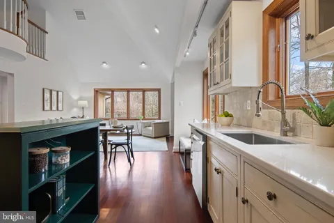 $1,015,000 | 525 Swarthmore Avenue, Swarthmore, PA 19081