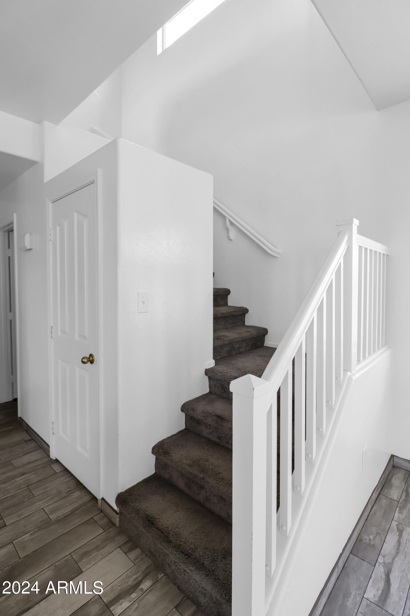 618 East El Prado Road Chandler, AZ 85225 - Photo 14 of 39 Stairs