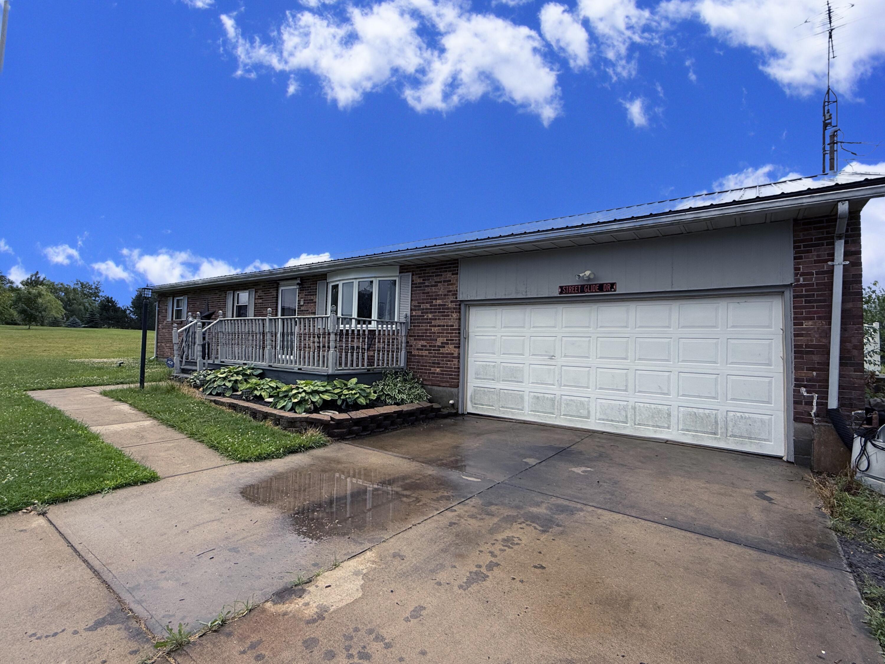 9661 Jones Road South Vienna, OH 45369 - Photo 2 of 38 IMG_0448