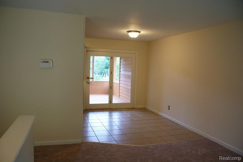 2285 Indian Road Lapeer, MI 48446 - Photo 12 of 24 DSC06900.jpg