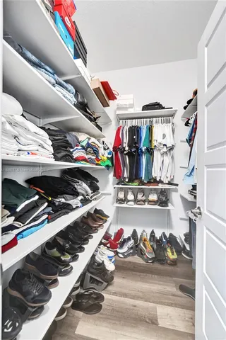 $875,000 | 650 Northeast 191st Terrace, Miami, FL 33179