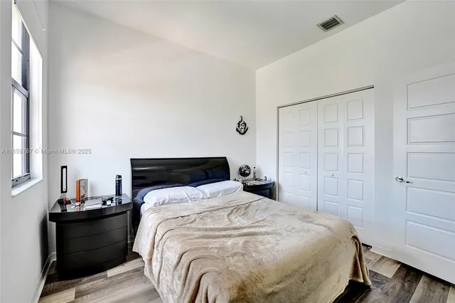 $875,000 | 650 Northeast 191st Terrace, Miami, FL 33179