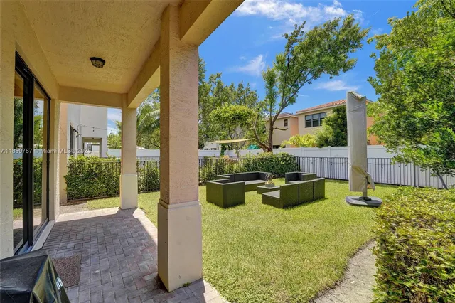 $875,000 | 650 Northeast 191st Terrace, Miami, FL 33179