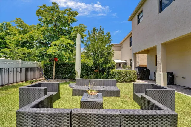 $875,000 | 650 Northeast 191st Terrace, Miami, FL 33179