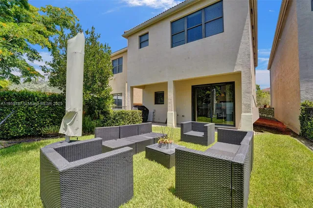 $875,000 | 650 Northeast 191st Terrace, Miami, FL 33179