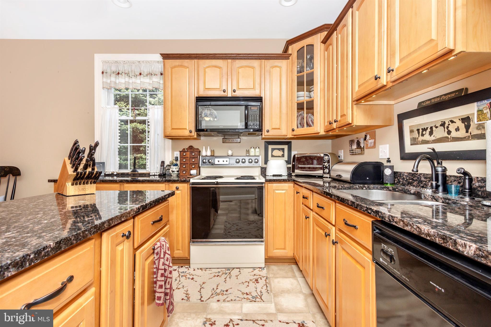 2827 Bird View Road Finksburg, MD 21048 - Photo 11 of 67 Granite countertops