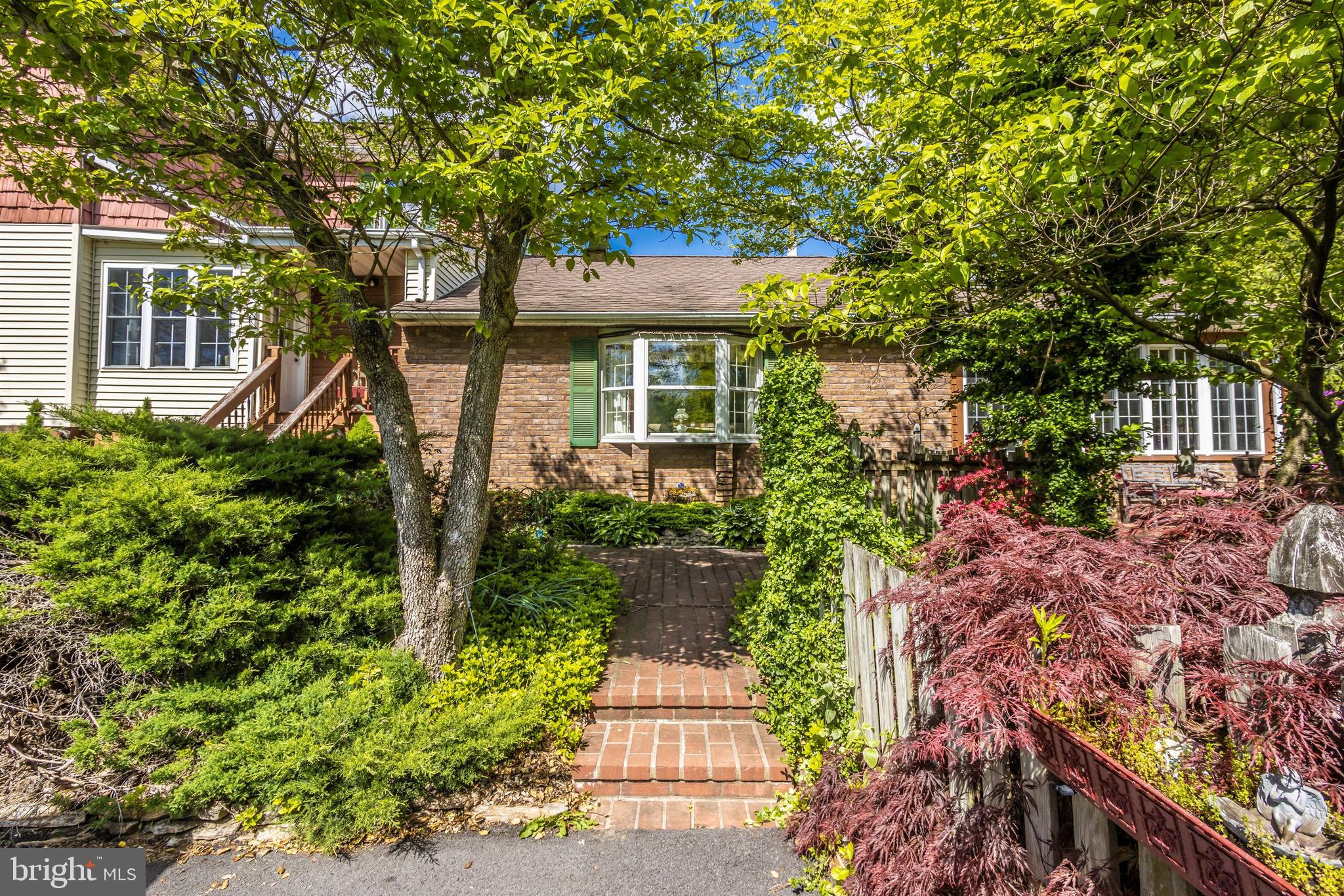 2827 Bird View Road Finksburg, MD 21048 - Photo 44 of 67 Brick steps to driveway
