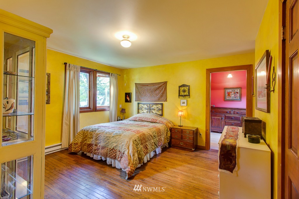 6800 Northeast Ralston Road Bainbridge Island, WA 98110 - Photo 13 of 23 Gallery Image 13