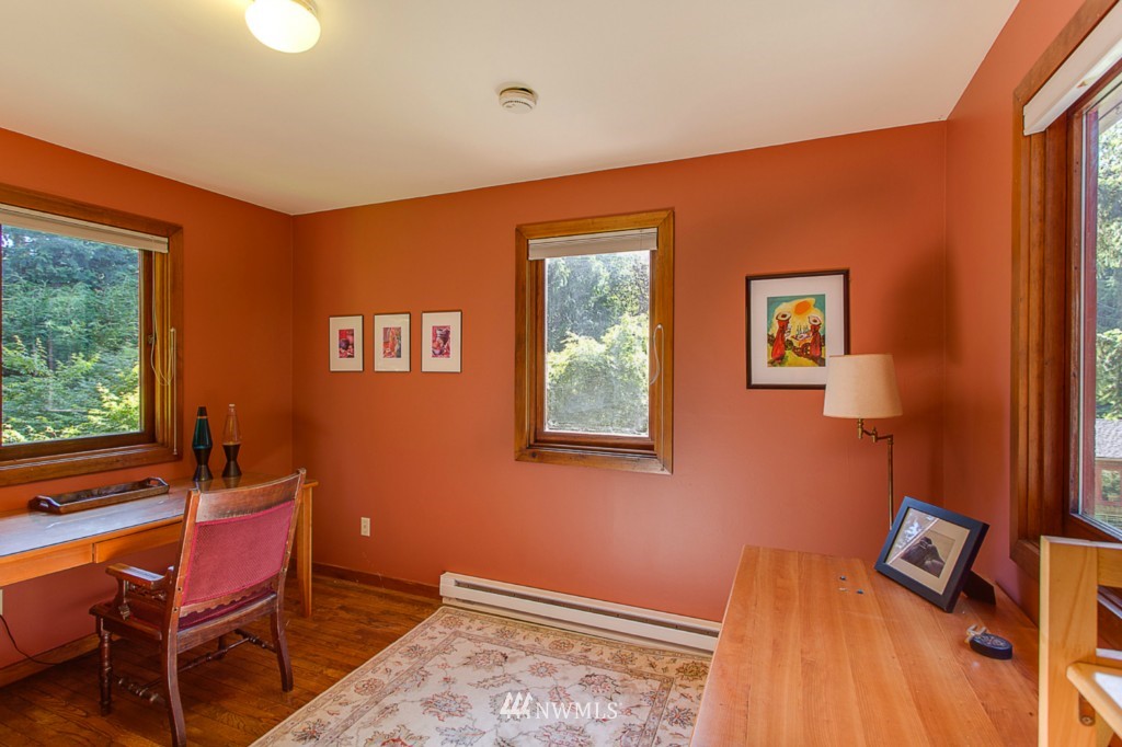 6800 Northeast Ralston Road Bainbridge Island, WA 98110 - Photo 17 of 23 Gallery Image 17