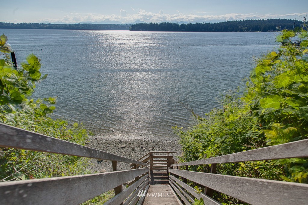 6800 Northeast Ralston Road Bainbridge Island, WA 98110 - Photo 22 of 23 Gallery Image 22