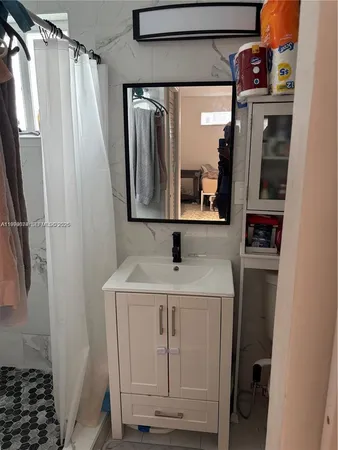 $1,500 | 3355 Northwest 213th Terrace, Miami Gardens, FL 33056