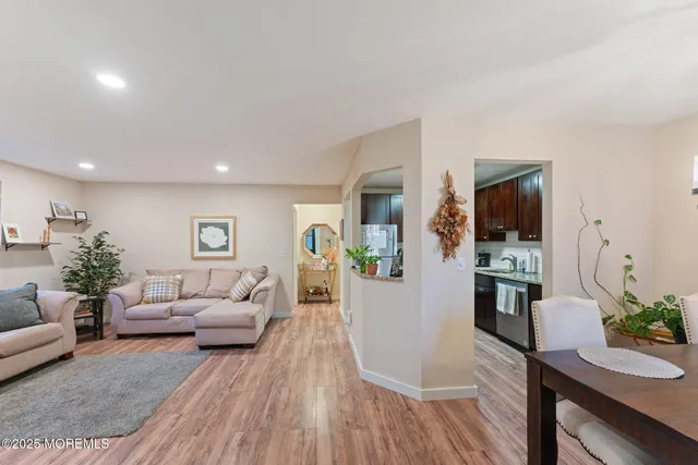 $289,000 | 1403 Violet Lane, Jackson, NJ 08527