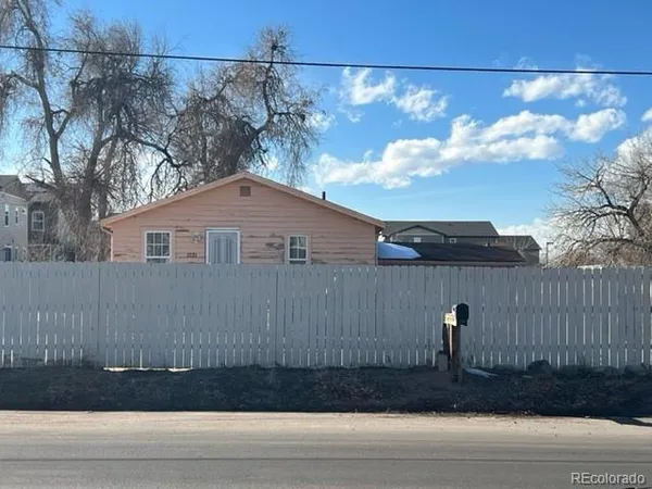 $600,000 | 1221 South Dayton Street, Denver, CO 80247