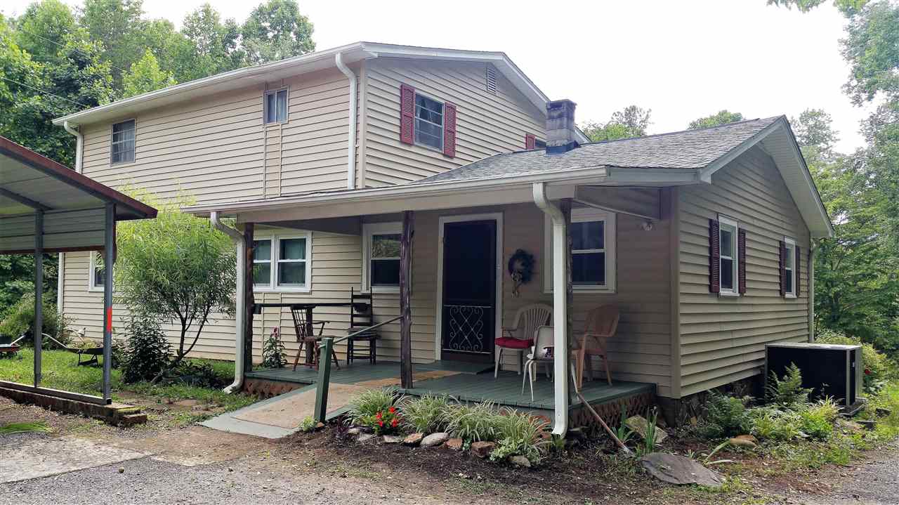 1613 Jameson Road Easley, SC 29640 - Photo 3 of 36