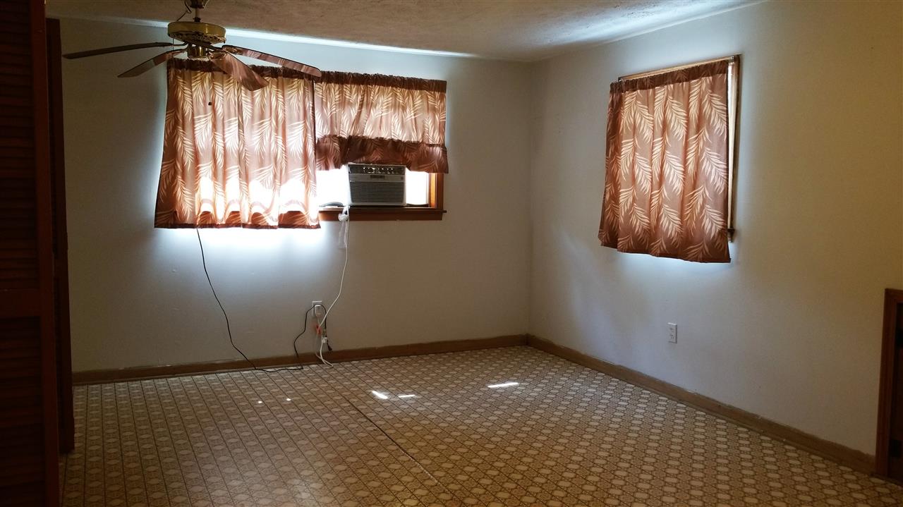1613 Jameson Road Easley, SC 29640 - Photo 34 of 36