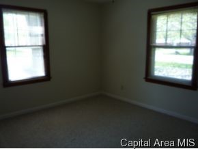 3052 South 2nd Street Springfield, IL 62703 - Photo 6 of 11