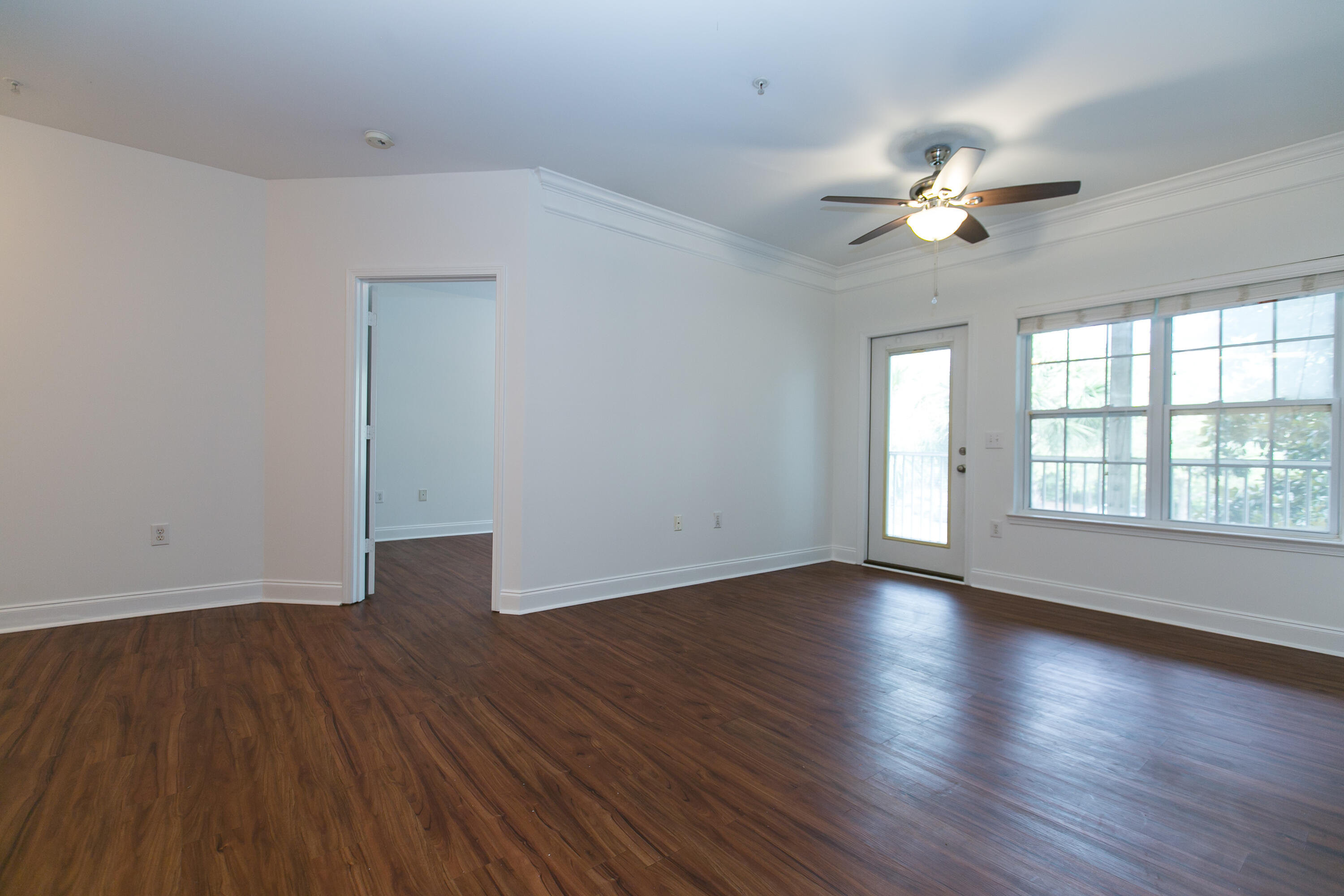 1909 Basildon Road Mount Pleasant, SC 29466 - Photo 4 of 36 9Z8A9092