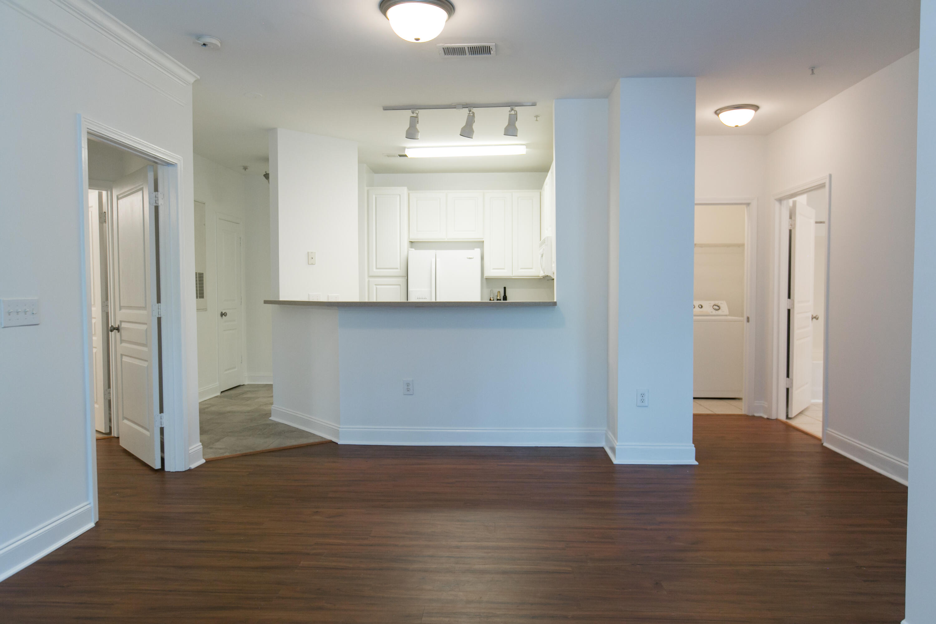 1909 Basildon Road Mount Pleasant, SC 29466 - Photo 6 of 36 9Z8A9137