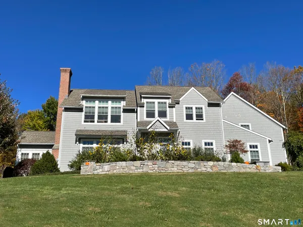 $2,000,000 | 18 Ranney Hill Road, Roxbury, CT 06783