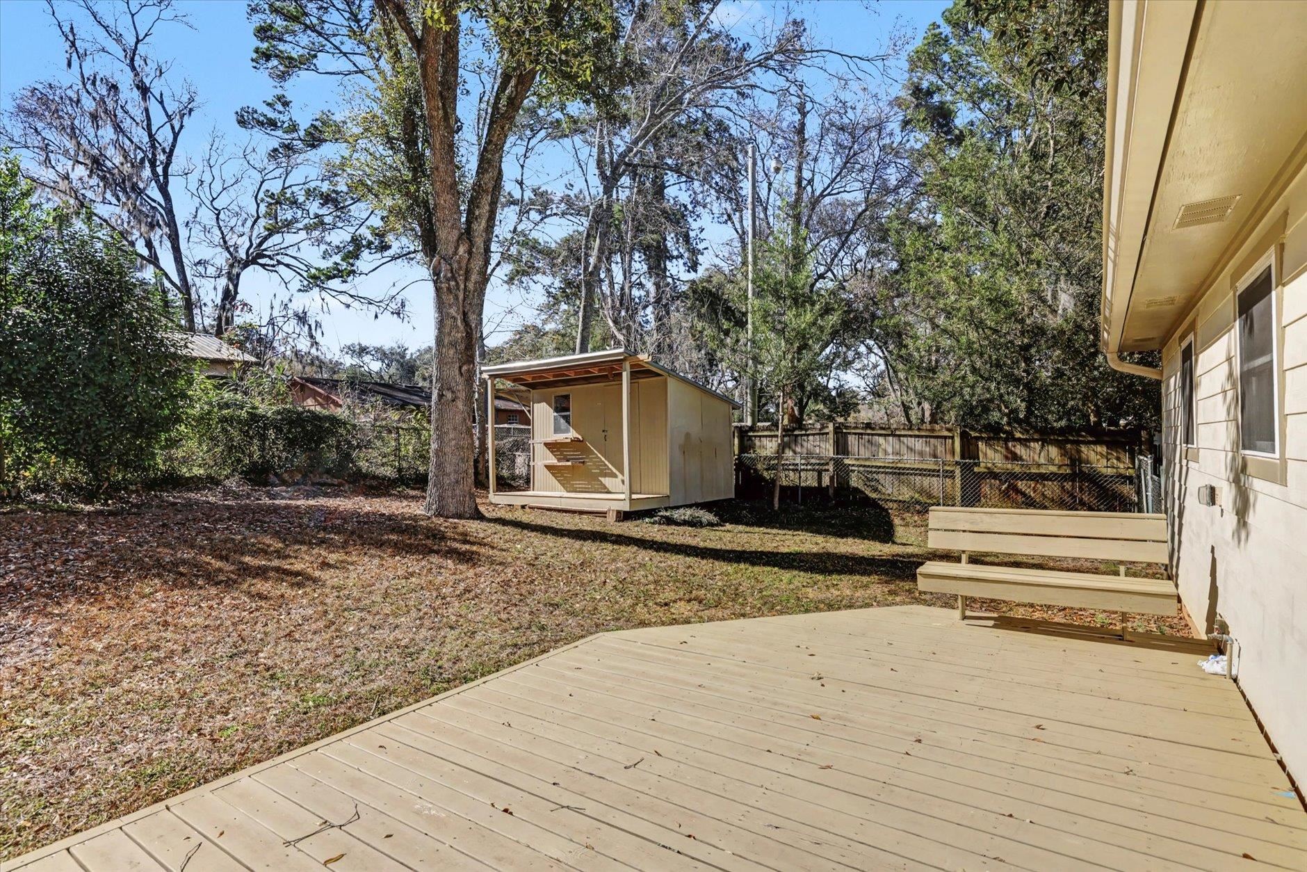 2618 Mayfair Road Tallahassee, FL 32303 - Photo 3 of 36