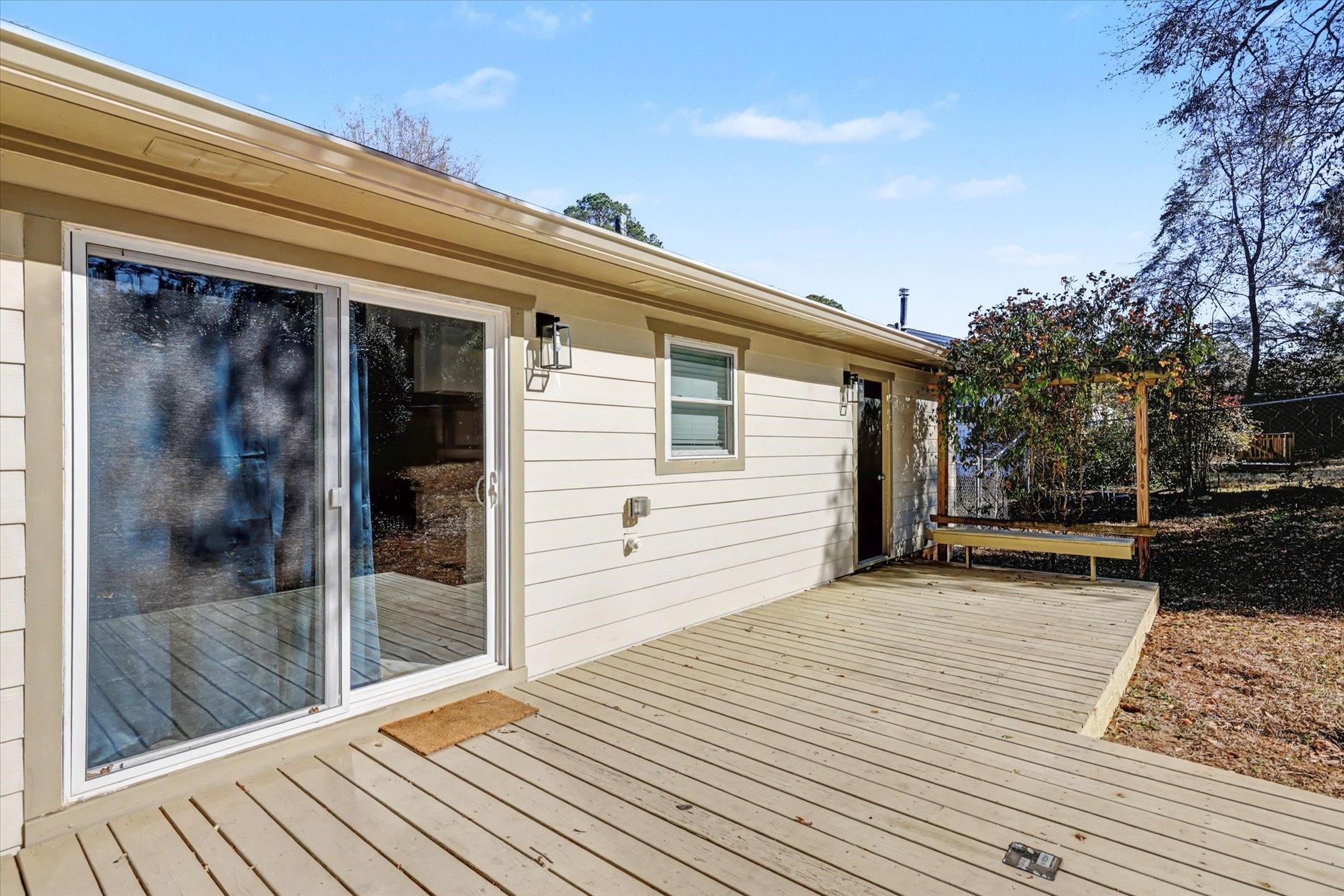 2618 Mayfair Road Tallahassee, FL 32303 - Photo 4 of 36