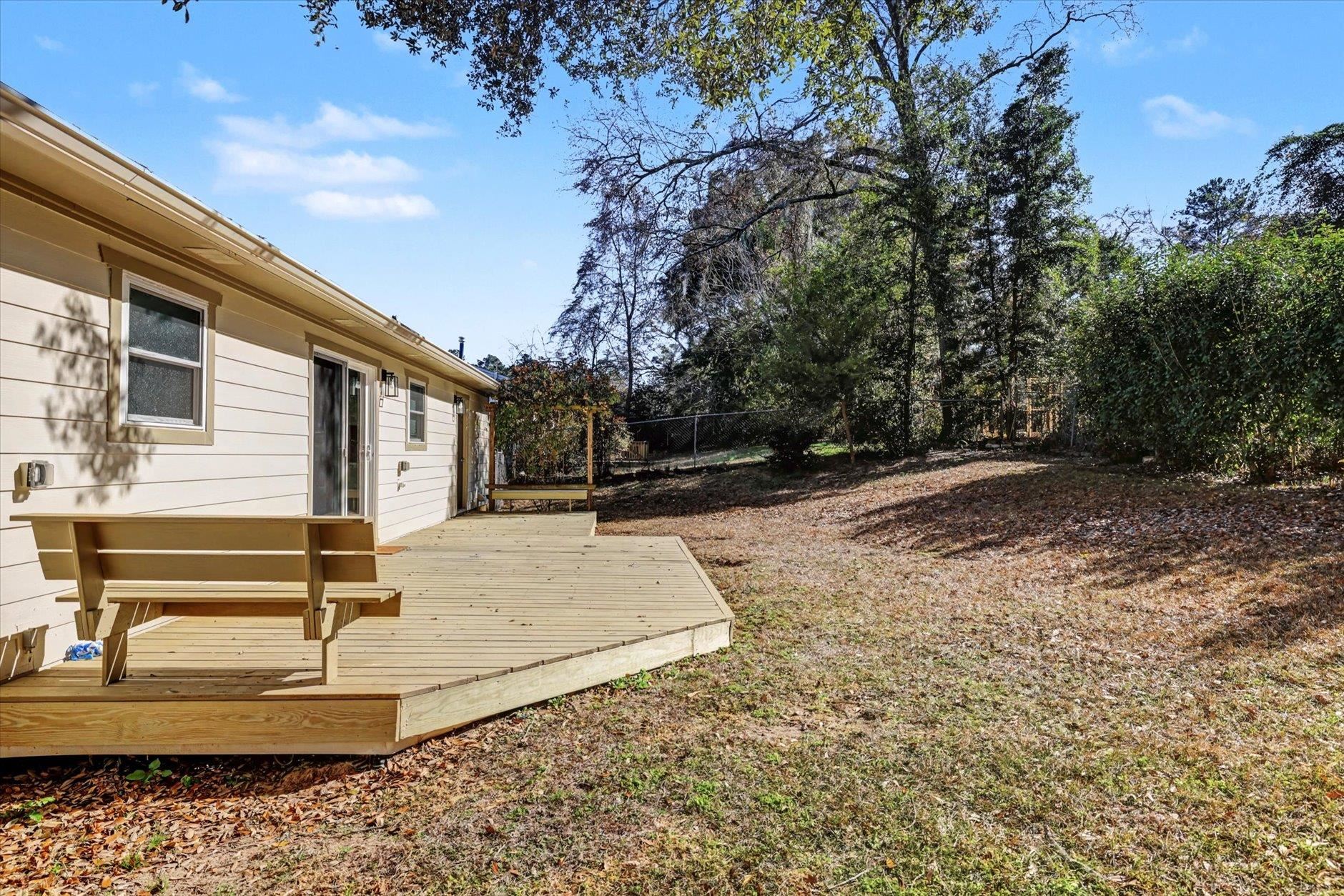 2618 Mayfair Road Tallahassee, FL 32303 - Photo 6 of 36