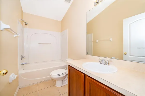 $2,190 | 10791 Gran Paradiso Drive, Unit 13A, Orlando, FL 32832